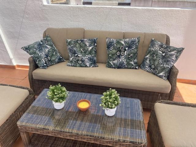 Naranjos Condado Apartment
